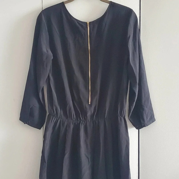 Club Monaco black silk size 4 with three-quarter sleeves - Picture 2 of 3